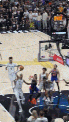 连续两场致命失误葬送好局：马刺1-3落后尼克斯