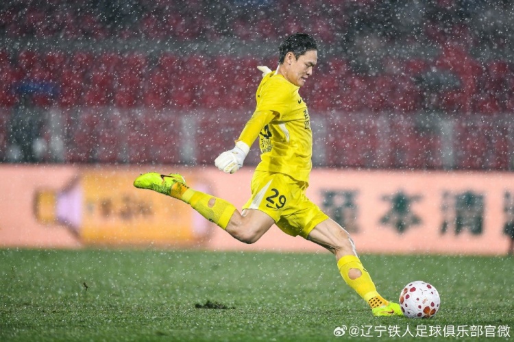 辽宁铁人1-2深圳新鹏城 姜至鹏角球绝杀逆转 辽宁铁人1-2深圳新鹏城 姜至鹏角球绝杀逆转